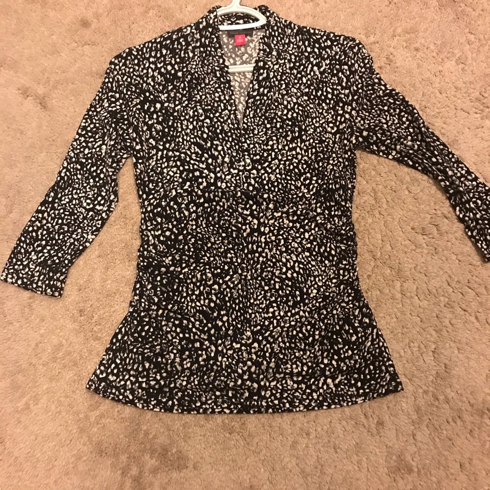 Vince Camuto 3/4 sleeve top